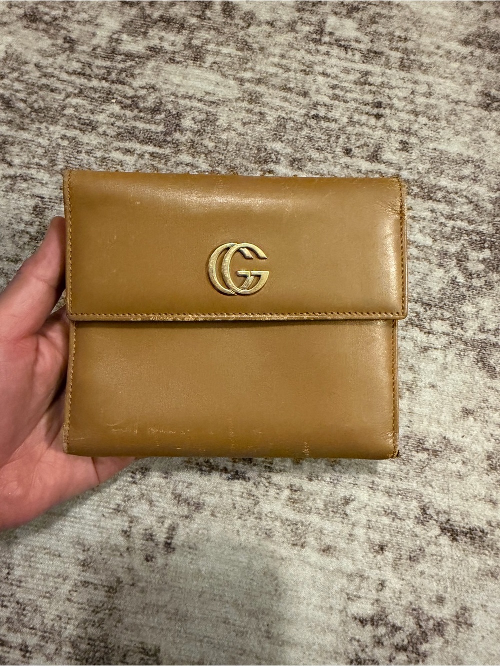 Gucci Tan Leather Ring Agenda Wallet